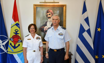 Η διοικητής του 6ου αμερικανικού στόλου στο ελληνικό Πεντάγωνο