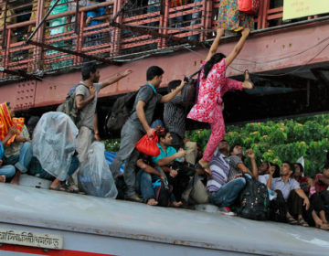 Εκτροχιασμός τρένου στο Μπαγκλαντές με νεκρούς και τραυματίες