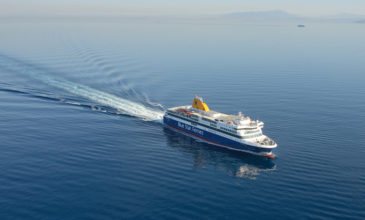 Απολαύστε μια μοναδική ταξιδιωτική εμπειρία με τη Blue Star Ferries