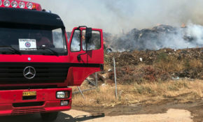 Ξέσπασε φωτιά σε αποθήκη της ΠΥΡΚΑΛ στο Πάνακτο Βοιωτίας