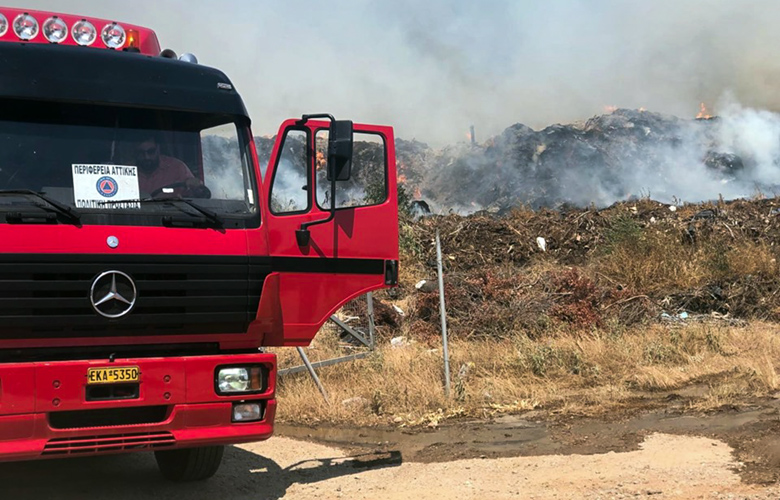 Yπό μερικό έλεγχο τέθηκε η φωτιά στον Ασπρόπυργο