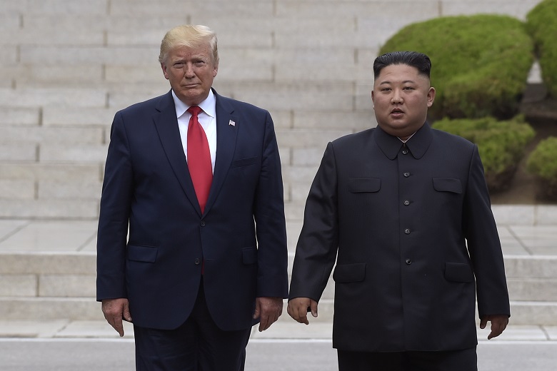 TRUMP / KIM JONG UN IMG TRUMP / KIM