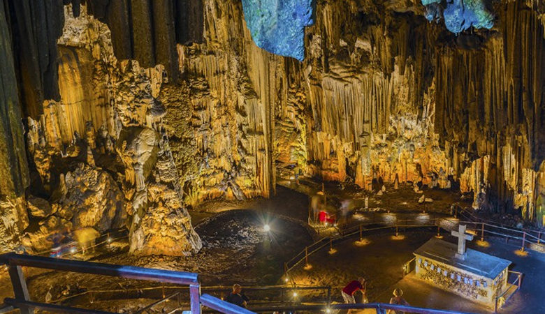 Ο Γεροντόσπηλιος είναι ένα από τα σπουδαιότερα ιστορικά σπήλαια της Κρήτης