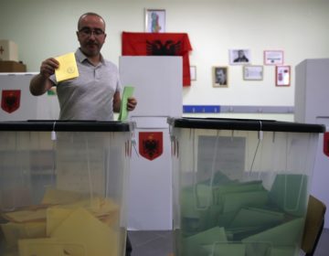 Αποχή-ρεκόρ στις δημοτικές εκλογές της Αλβανίας
