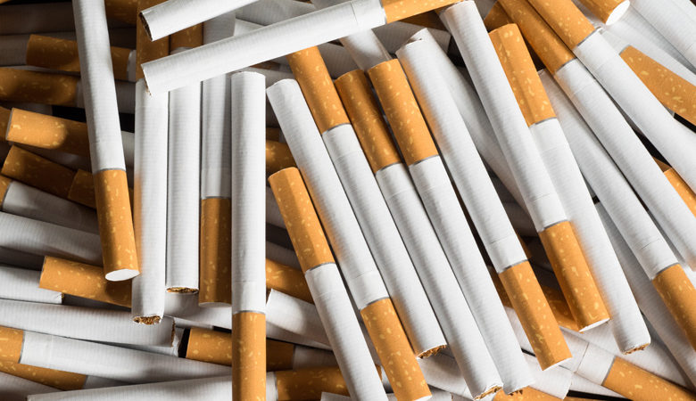 Συνελήφθη με 360 πακέτα λαθραία τσιγάρα στο λιμάνι του Πειραιά