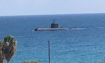 Τουρκικό υποβρύχιο αγκυροβόλησε στην Κερύνεια, προστατεύει τα δυο γεωτρύπανα