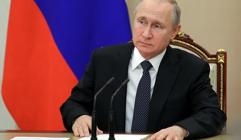 Το πρωτοχρονιάτικο μήνυμα του Πούτιν: Η Δύση χρησιμοποιεί την Ουκρανία για να καταστρέψει τη Ρωσία