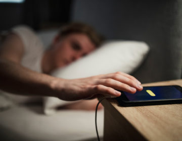 Τι είναι το snooze που κάνει κακό στον οργανισμό μας