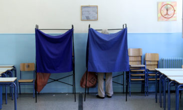 Εκλογές 2023: Πού και πώς ψηφίζουμε – Στη «μάχη» της κάλπης πάνω από 400.000 νέοι ψηφοφόροι
