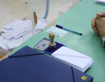 Δημοσκόπηση Interview: Ανεβαίνει η ΝΔ, χωρίς να προσεγγίζει τα επίπεδα αυτοδυναμίας – Τα υπόλοιπα κόμματα εμφανίζουν μικρές μεταβολές