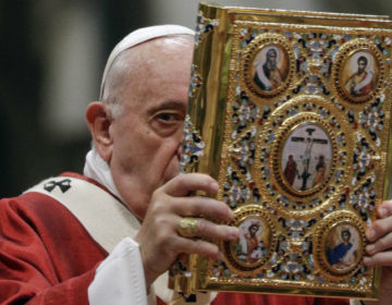 Για πρώτη φορά στη σύγχρονη ιστορία το Βατικανό ήρε διπλωματική ασυλία