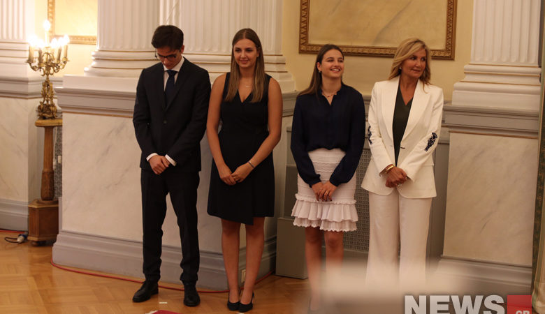 Φωτογραφίες από την οικογένεια Μητσοτάκη στο Προεδρικό Μέγαρο