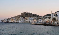 Το ελληνικό νησί που έκανε ρεκόρ αφίξεων τον Οκτώβριο