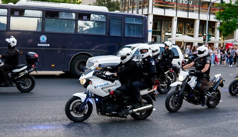 ΕΛ.ΑΣ: Αποδεσμεύει αστυνομικούς από την ασφάλεια πολιτικών και VIP