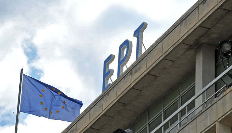 Πέτσας: Εξοικονομήθηκαν εκατομμύρια ευρώ από τη νέα συμφωνία της ΕΡΤ για τα τηλεοπτικά