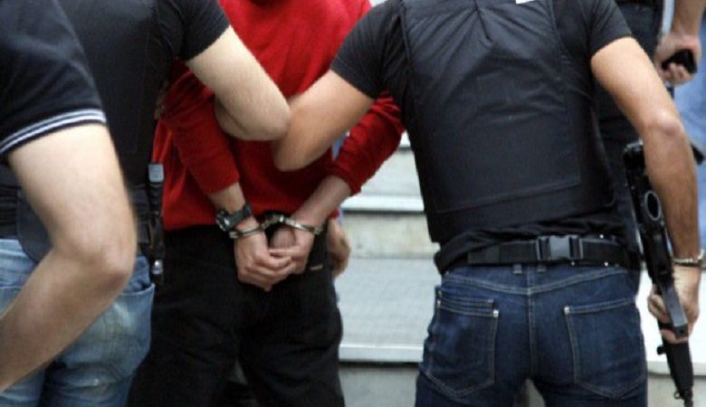 Εξαρθρώθηκε οργάνωση που «έβγαζε» παράνομα αλλοδαπούς στην Ευρώπη