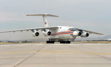 Θηριώδη ρωσικά αεροπλάνα ξεφόρτωσαν κι άλλα κομμάτια των S-400 στην Τουρκία