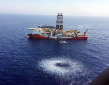 Βερολίνο: Η Άγκυρα να αποφύγει την κλιμάκωση και τις παράνομες γεωτρήσεις