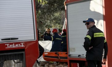 Απεγλωβίστηκε σώος από τη χαράδρα ο 41χρονος στην Κέρκυρα