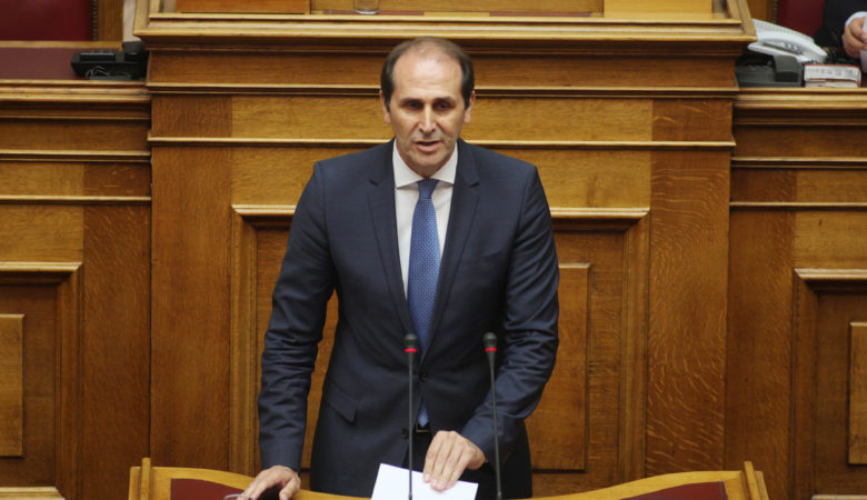 Βεσυρόπουλος: Σταθερή η βούληση της κυβέρνησης στη μείωση των φόρων ακινήτων