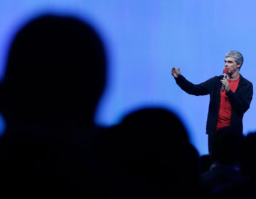 Μεγαλοστελέχη που αμείβονται με μόλις… 1 δολάριο ή και λιγότερα!