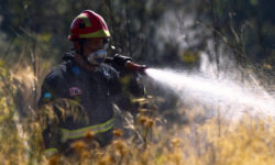 Πυρκαγιά σε έκταση με χαμηλή βλάστηση στον Κορυδαλλό