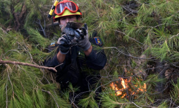 Πυροσβέστης έπεσε σε πηγάδι κατά την κατάσβεση της φωτιάς στις Αφίδνες