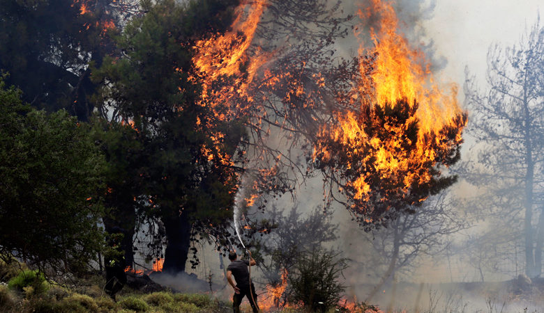 Πυρκαγιά σε δασική έκταση στην Αιτωλοακαρνανία