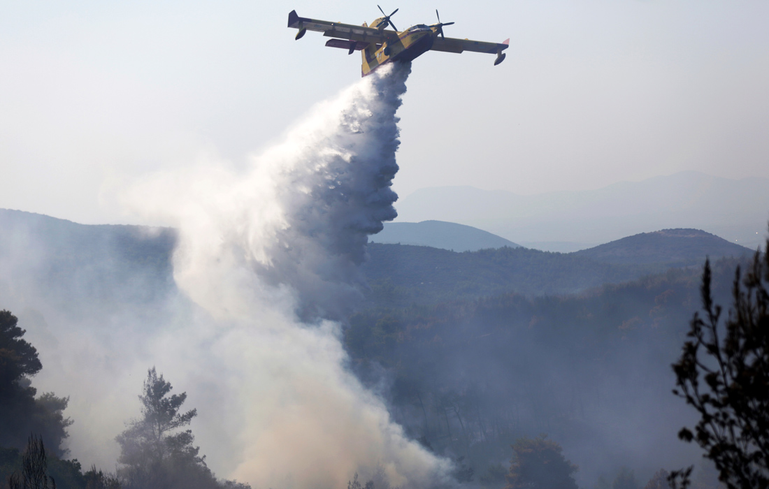 Φωτιά στη Σκιάθο – Καίει σε δασική έκταση στην Πούντα