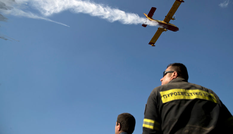 Σε εξέλιξη πυρκαγιά στα Κύθηρα – Συμμετέχουν στην επιχείρηση και δύο αεροσκάφη