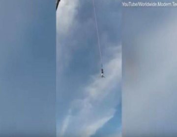 Έσπασε το σχοινί την ώρα που άνδρας κάνει bungee jumping