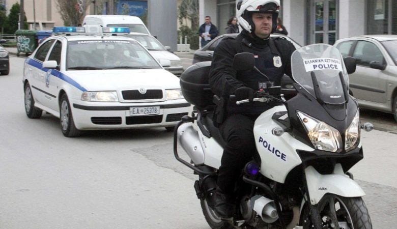 Περιπετειώδης καταδίωξη και σύγκρουση με περιπολικό στη Θεσσαλονίκη