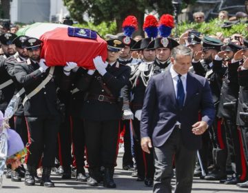 Θρήνος στην κηδεία του Ιταλού αστυνομικού που δολοφονήθηκε από τουρίστα