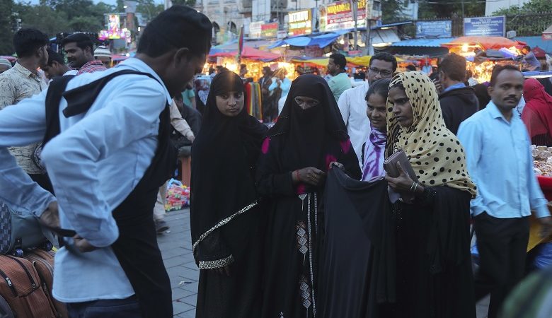 Καταργείται το «αυτόματο διαζύγιο» των μουσουλμάνων στην Ινδία