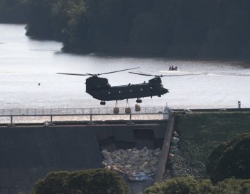 Φράγμα υπό κατάρρευση απειλεί να πλημμυρίσει πόλη στην κεντρική Αγγλία