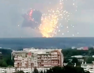 Ένας άνθρωπος έχασε τη ζωή του και επτά τραυματίστηκαν από εκρήξεις σε αποθήκη πυρομαχικών στη Σιβηρία