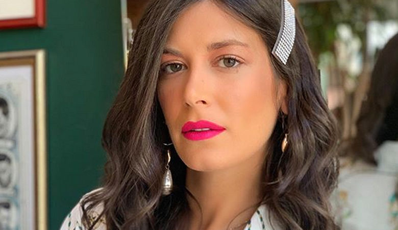 Η Έφη Αναστασοπούλου ανεβάζει τη θερμοκρασία στο Instagram με τις «καυτές» της πόζες