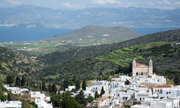 Λεύκες Πάρου, ίσως το ομορφότερο παραδοσιακό χωριό του νησιού