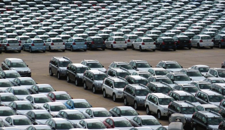 Κορονοϊός: Σε ελεύθερη πτώση η αγορά αυτοκινήτου
