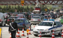 Αυξημένα μέτρα της Τροχαίας σε όλη τη χώρα κατά τον εορτασμό της 28ης Οκτωβρίου