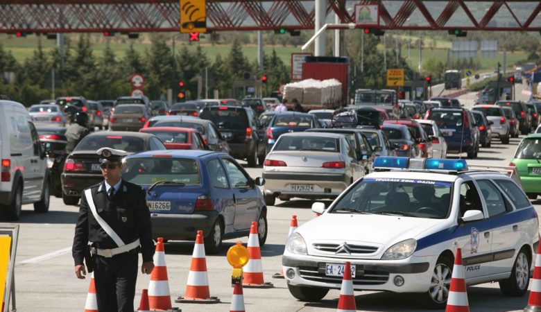 Αποκαταστάθηκε η κυκλοφορία στην εθνική οδό Θεσσαλονίκης–Ν. Μουδανίων μετά την καραμπόλα