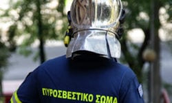 Η Πυροσβεστική απεγκλώβισε ηλικιωμένο που έπεσε σε ρέμα στη Θεσσαλονίκη