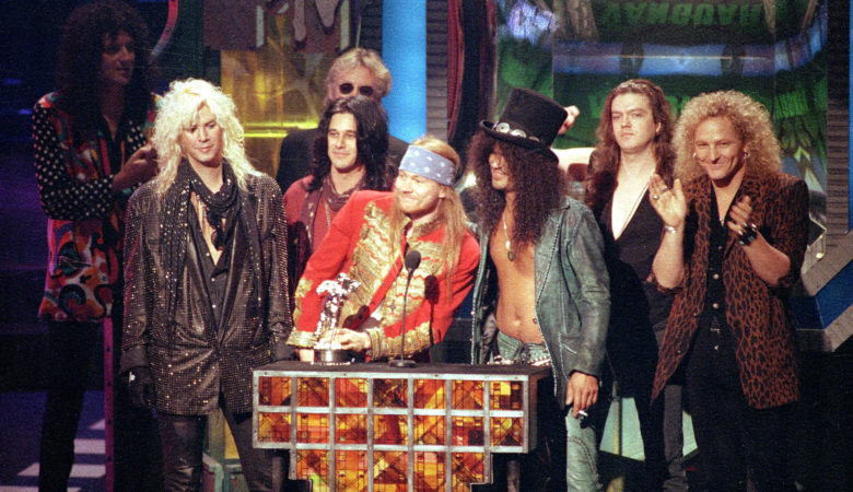 Εξωδικαστικός συμβιβασμός για τους Guns N ‘Roses και την ζυθοποιία Oskar Blues