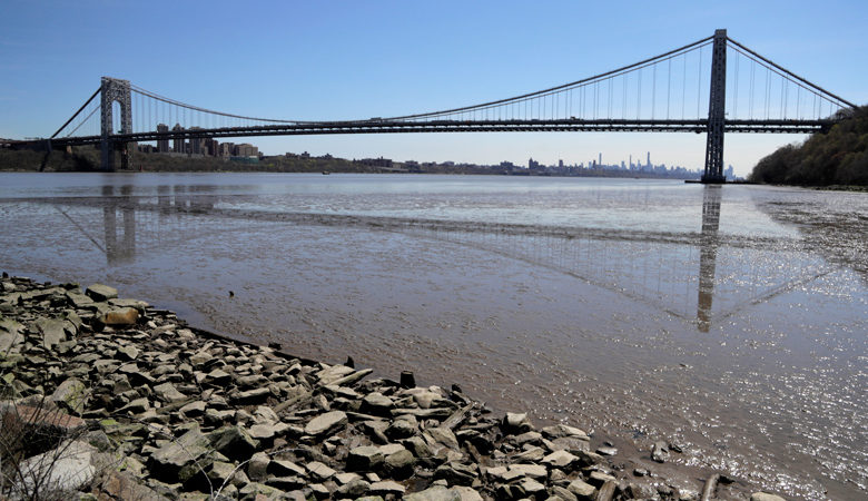 Η εμβληματική γέφυρα της Νέας Υόρκης έκλεισε λόγω απειλής για βόμβα