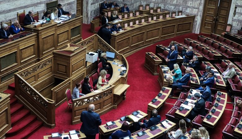 Βουλή: Με τη διαδικασία κατεπείγοντος το σχέδιο για τα «κόκκινα δάνεια»