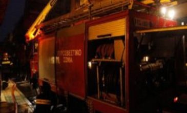 Θεσσαλονίκη: Εμπρηστική επίθεση σε οχήματα εταιρείας Courier τα ξημερώματα