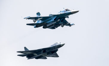 Ρωσικά μαχητικά συγκρούστηκαν στον αέρα – Κατάφεραν να προσγειωθούν επιτυχώς