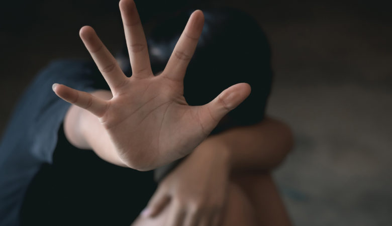 Στη δημοσιότητα τα στοιχεία κατηγορούμενου για βιασμό ανηλίκου