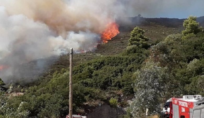 Μαίνεται η πυρκαγιά στη Ζάκυνθο – Έκκληση για ενισχύσεις