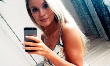 Ρωσία: Της έπεσε το κινητό στην μπανιέρα και πέθανε από ηλεκτροπληξία
